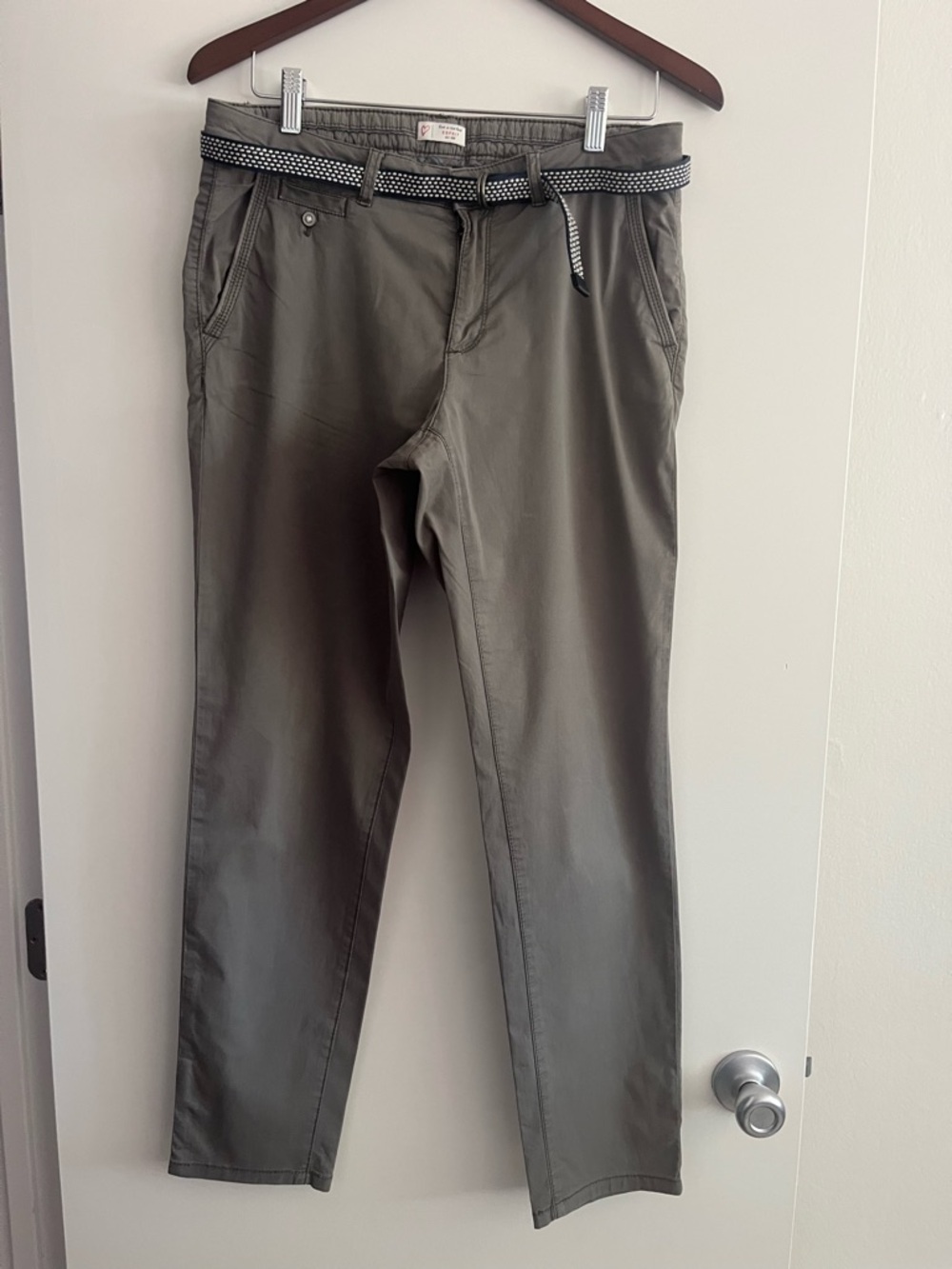Esprit Olive Chinos + Belt